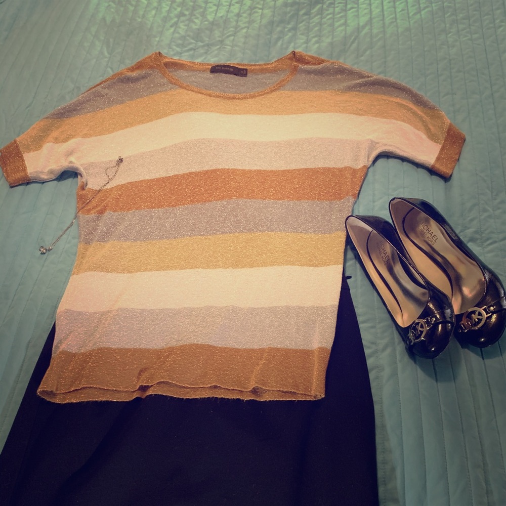 2/$15 The Limited Sweater Top